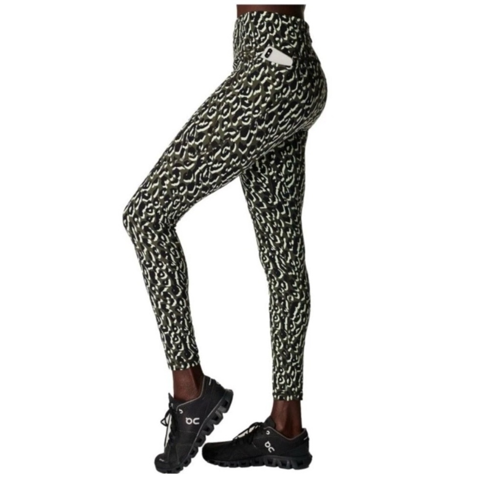 Sweaty Betty Black & Olive Power 7/8 Workout Leggings in Green Leopard Print Med